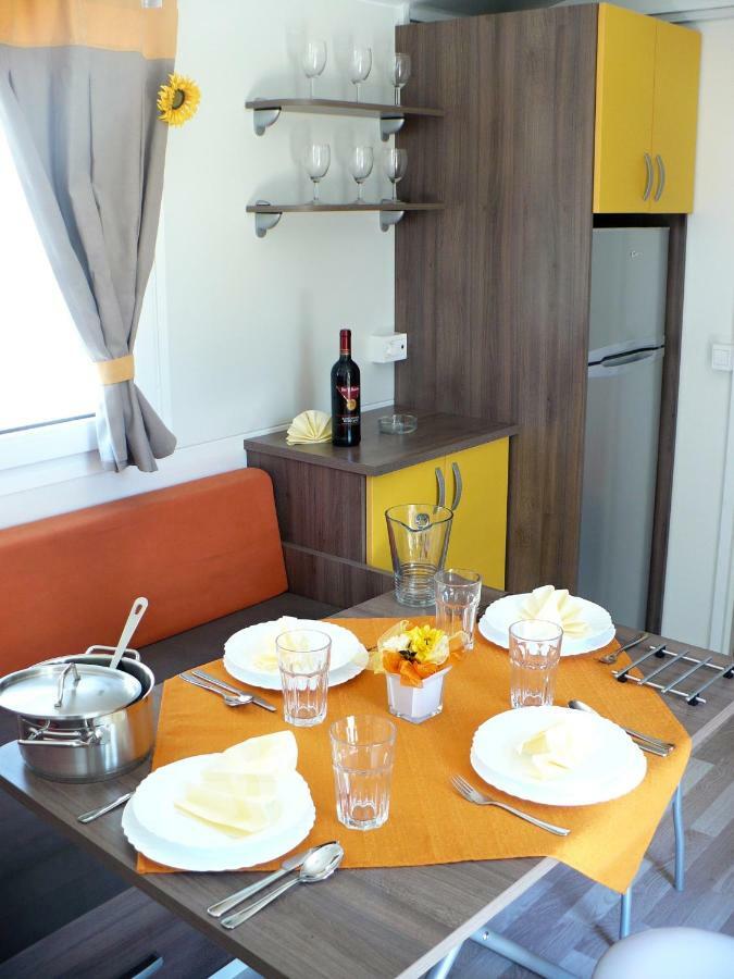 Victoria Mobilehome In Orsera Camping Resort Εξωτερικό φωτογραφία